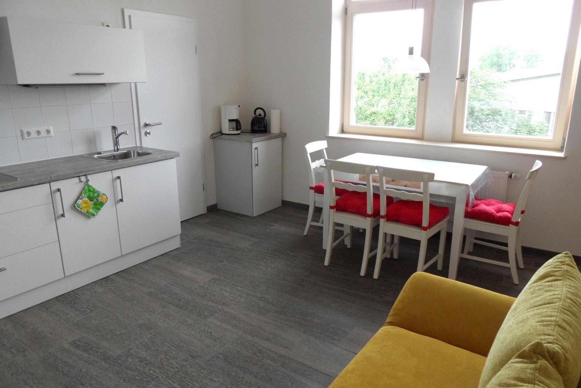 Im Bahnhof - Gaestezimmer - Weikersheim Exteriör bild